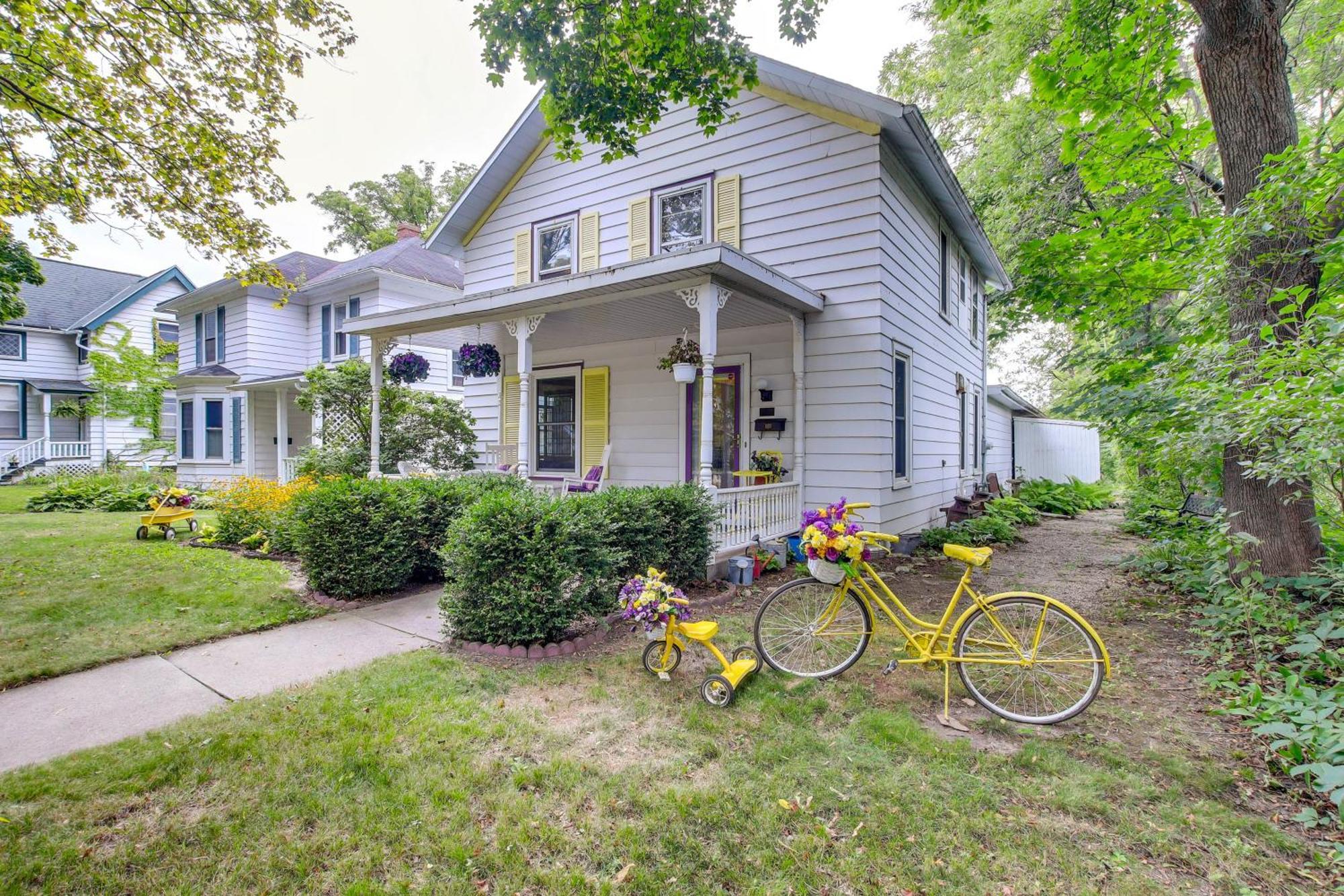 Historic Home With Sunroom - 5 Mi To Lambeau Field! De Pere Exterior photo